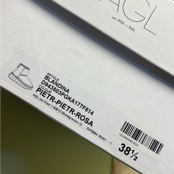 AGL MADE IN ITALY Winter & Rain Boots in Gray and Pink - Picture 3 of 9